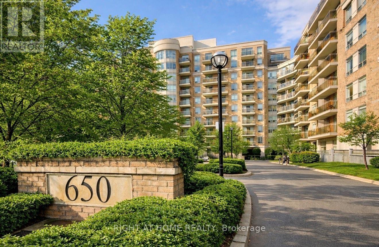 Apartment at 622 - 650 LAWRENCE AVENUE W, Toronto (Englemount-Lawrence)
