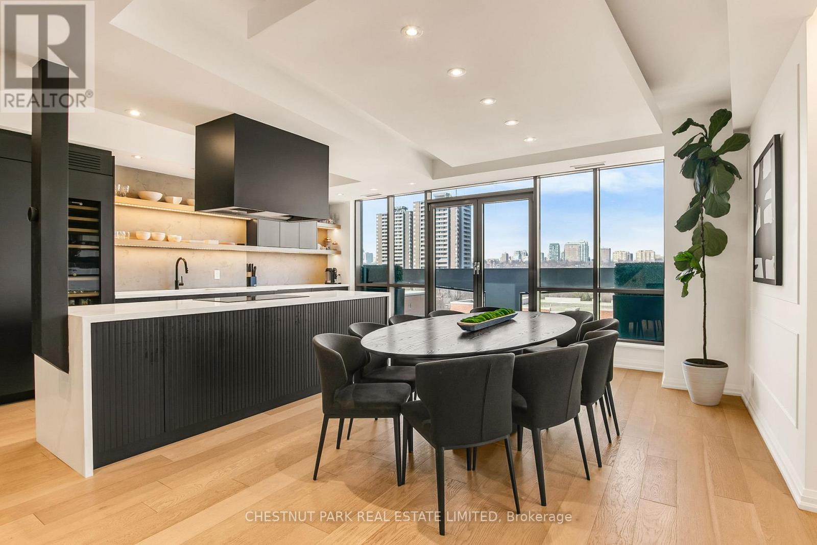 Apartment at PH 903 - 3 MCALPINE STREET, Toronto (Annex)