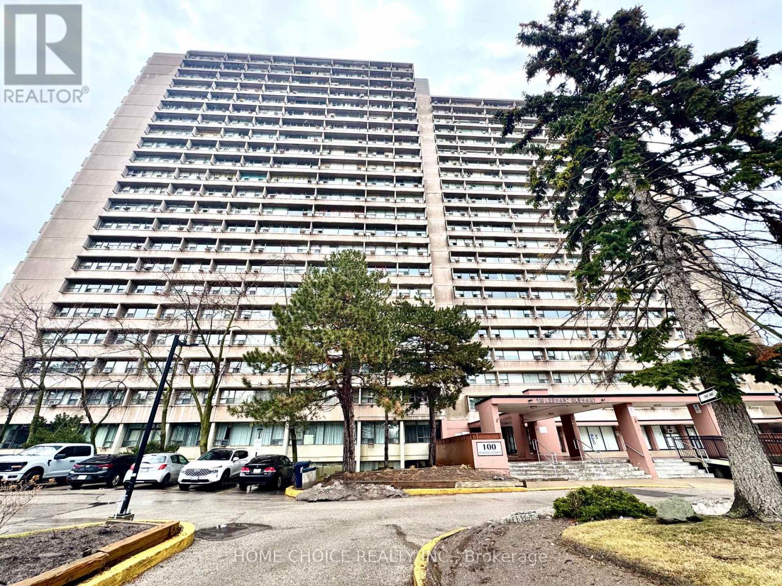 Apartment at 404 - 100 LEEWARD GLENWAY, Toronto (Flemingdon Park)