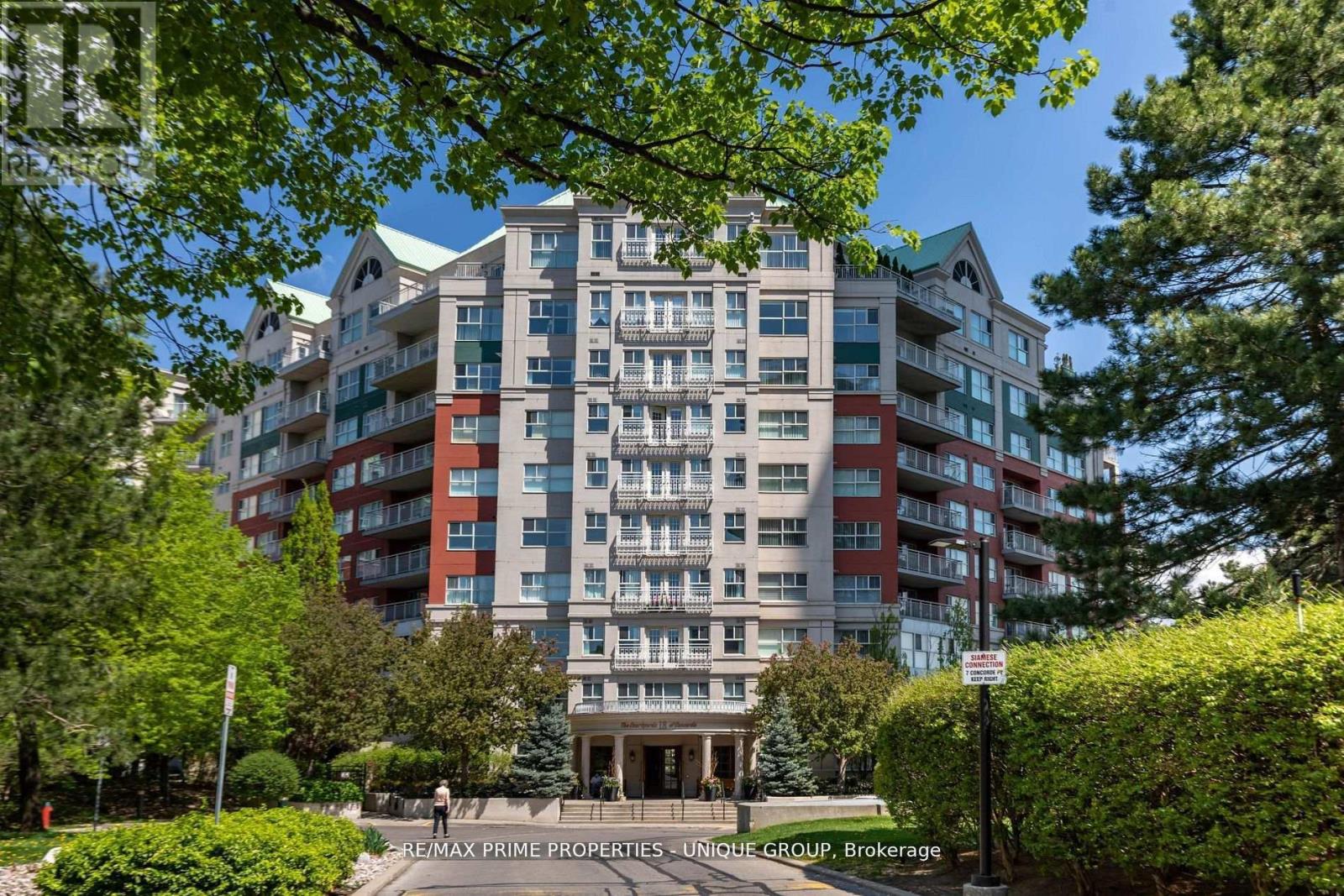Apartment at LC7 - 18 CONCORDE PLACE, Toronto (Banbury-Don Mills)