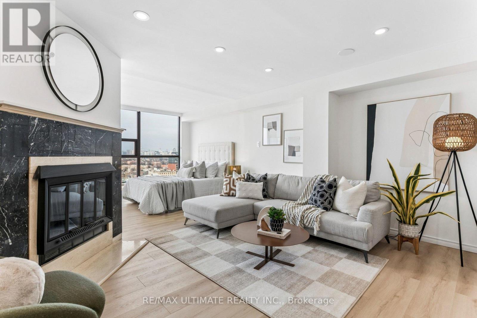 Apartment at PH08 - 705 KING STREET W, Toronto (Niagara)