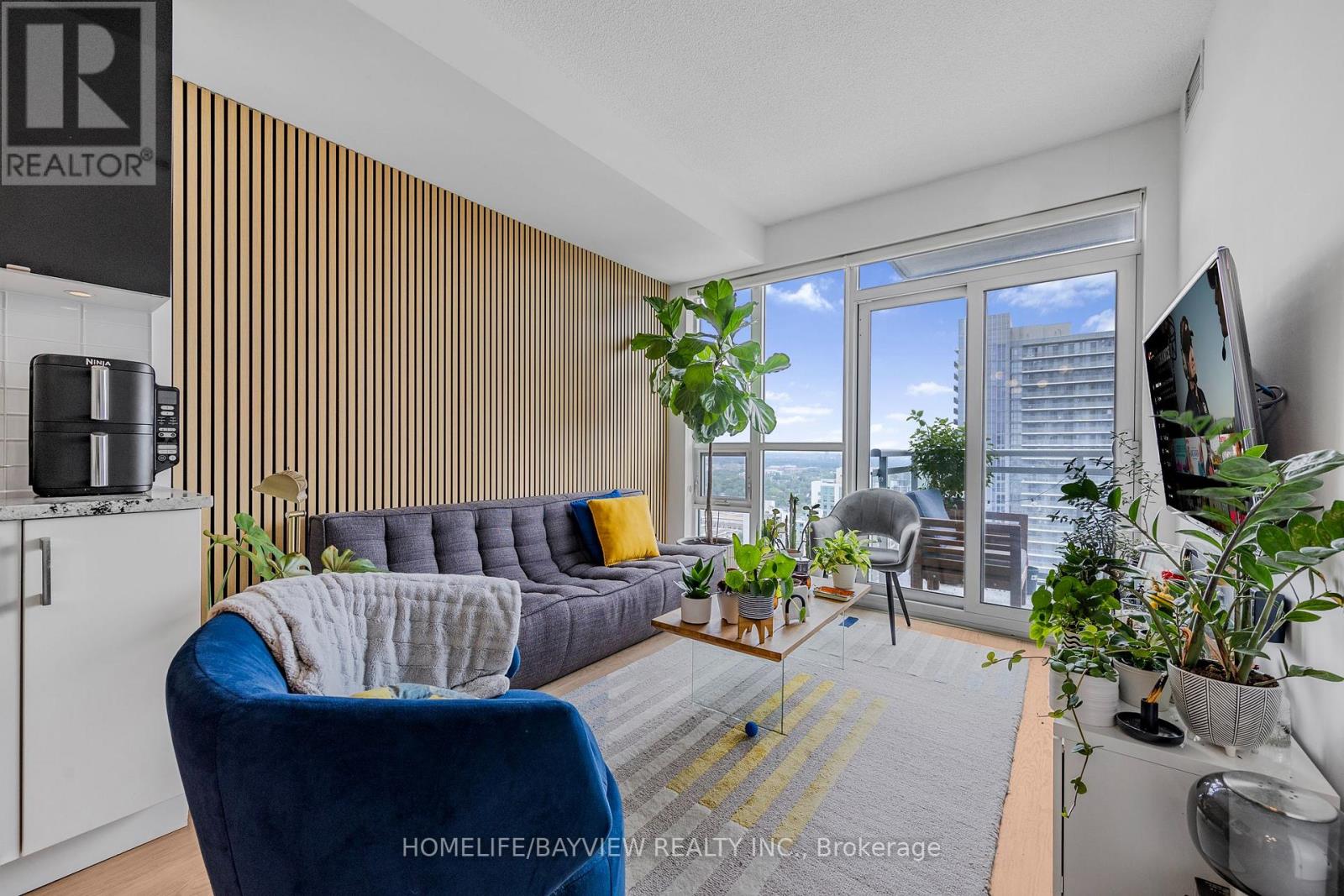 Apartment at 2316 - 98 LILLIAN STREET, Toronto (Mount Pleasant West)