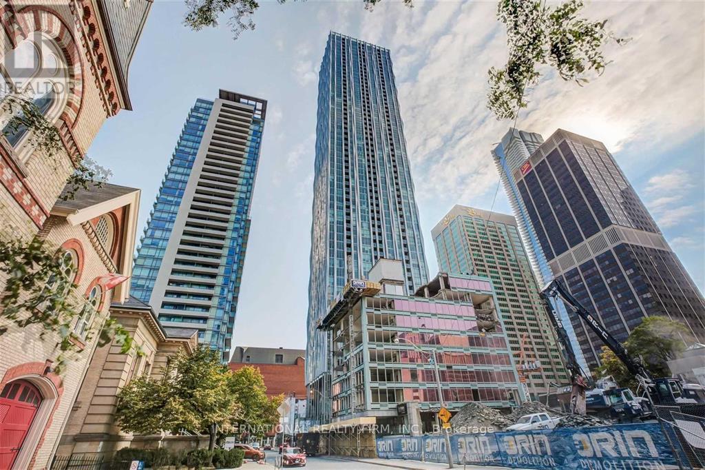 Apartment at 5409 - 1 YORKVILLE AVENUE, Toronto (Annex)
