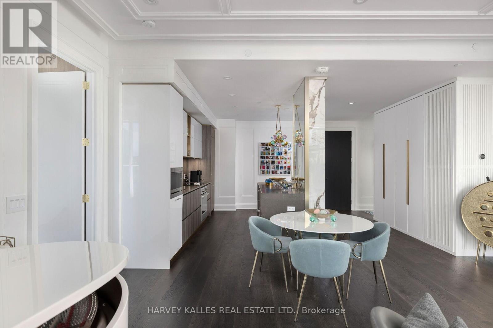 Apartment at 805 - 151 AVENUE ROAD, Toronto