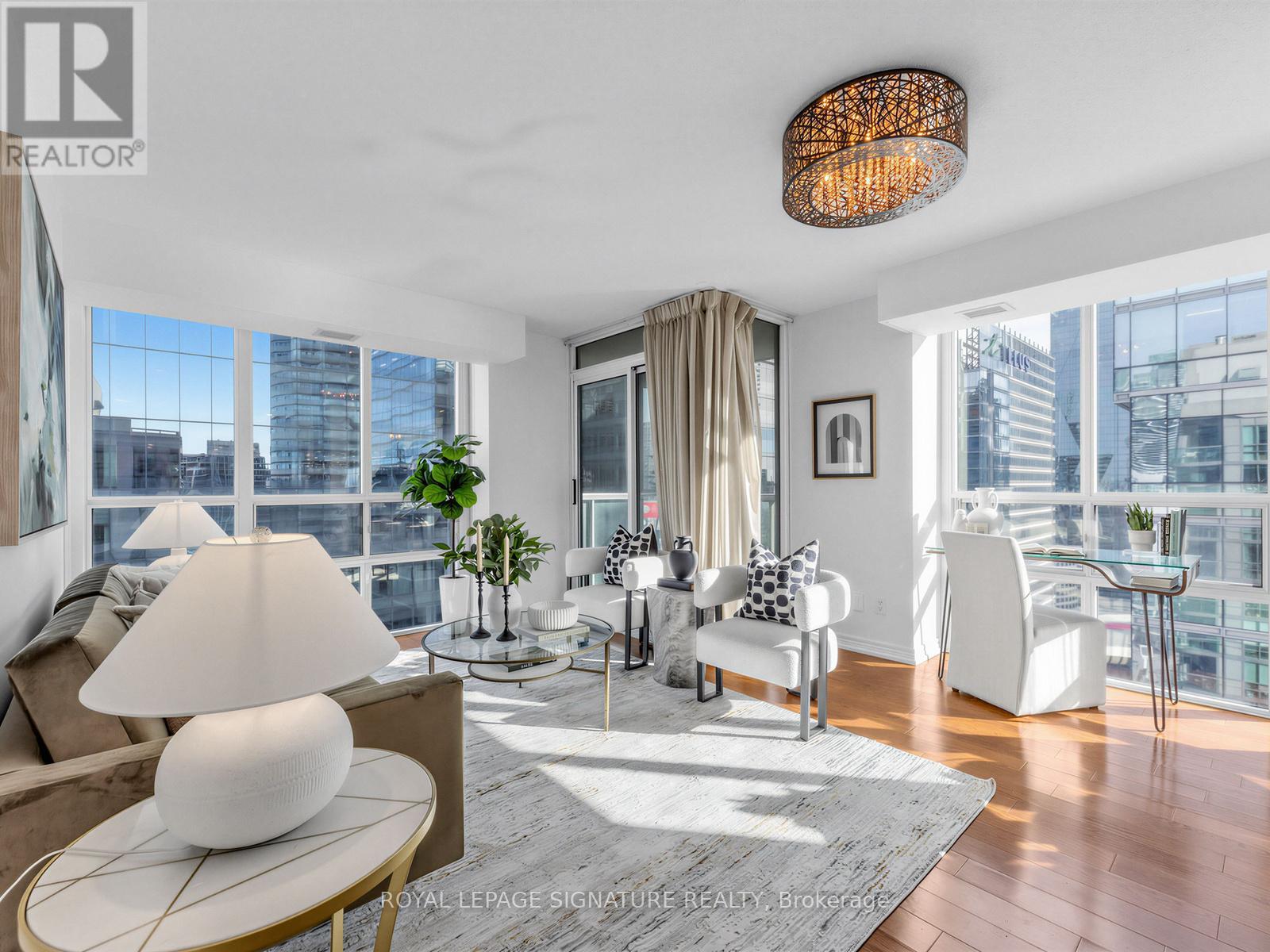 Apartment at 3906 - 30 GRAND TRUNK CRESCENT, Toronto (Waterfront Communities)