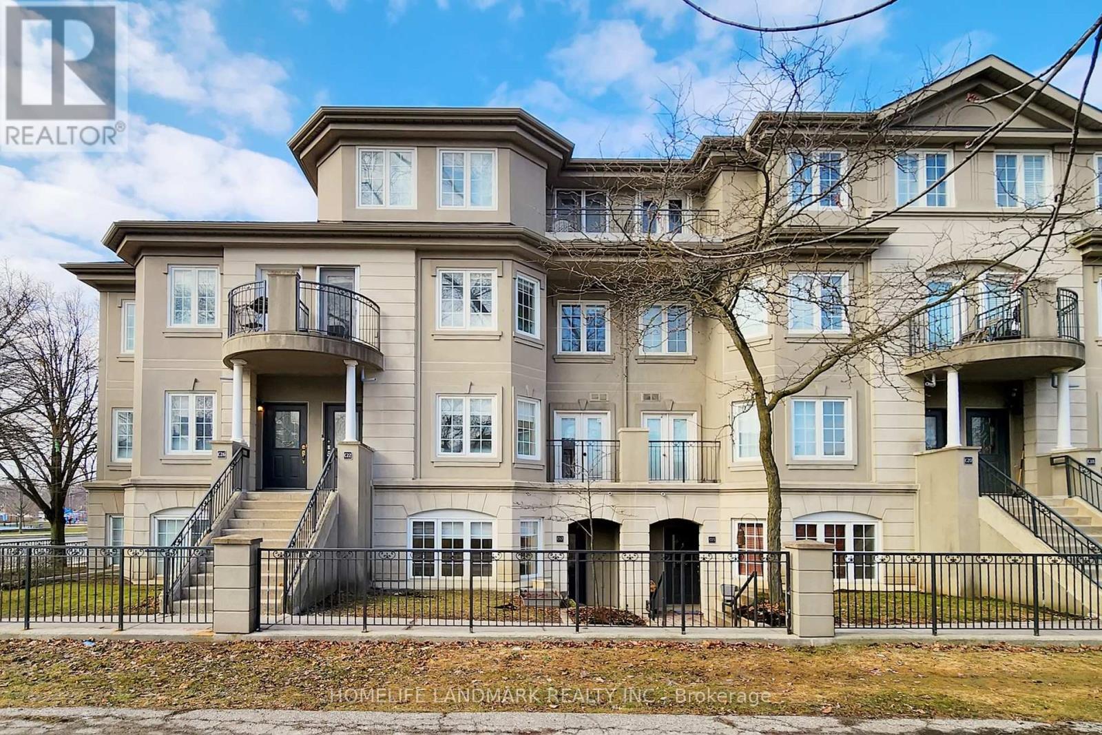 Townhouse at C17 - 108 FINCH AVENUE W, Toronto (Newtonbrook West)