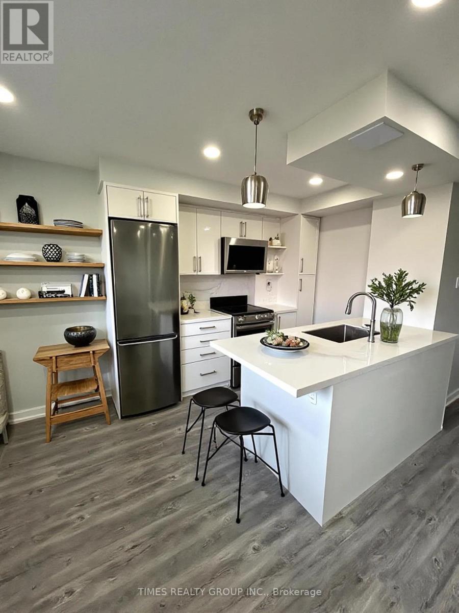 Multiplex at 406 - 15 WALMER ROAD, Toronto