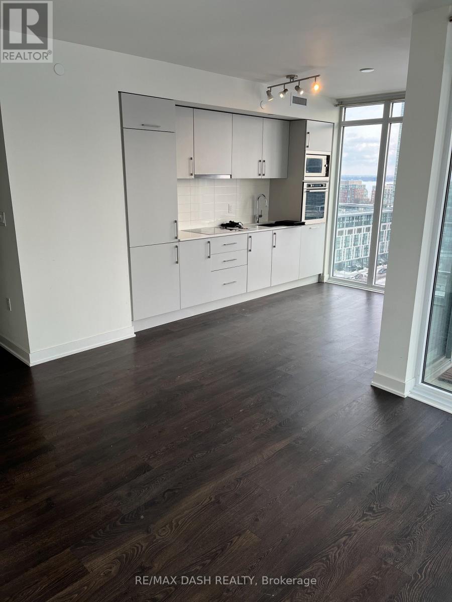 Apartment at 806W - 27 BATHURST STREET, Toronto (Waterfront Communities)