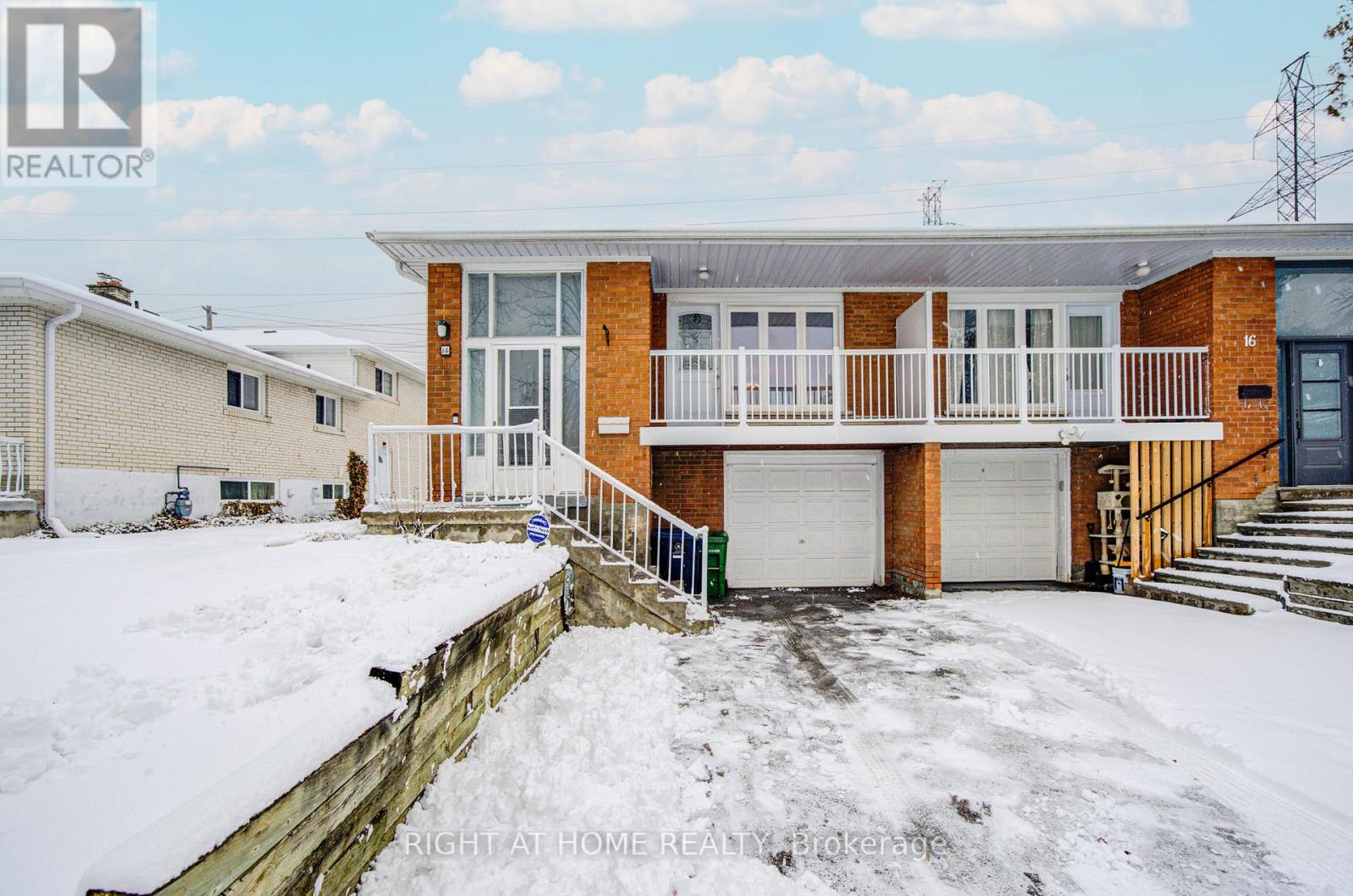 Semi-Detached/Link at 14 CASTLEBURY CRESCENT, Toronto (Bayview Woods-Steeles)