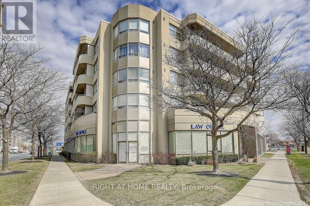 Apartment at 215 - 555 WILSON HTS BOULEVARD, Toronto (Clanton Park)