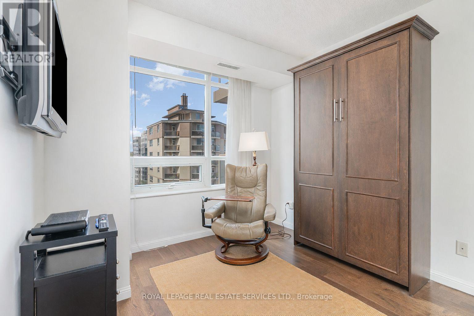 Apartment at 1203 - 900 MOUNT PLEASANT ROAD, Toronto