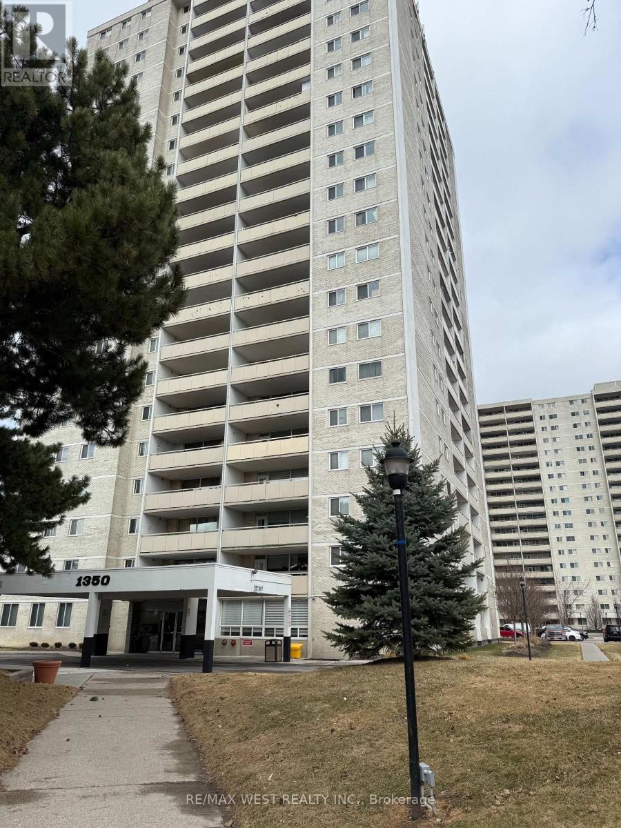 Apartment at 402 - 1350 YORK MILLS ROAD W, Toronto (Parkwoods-Donalda)