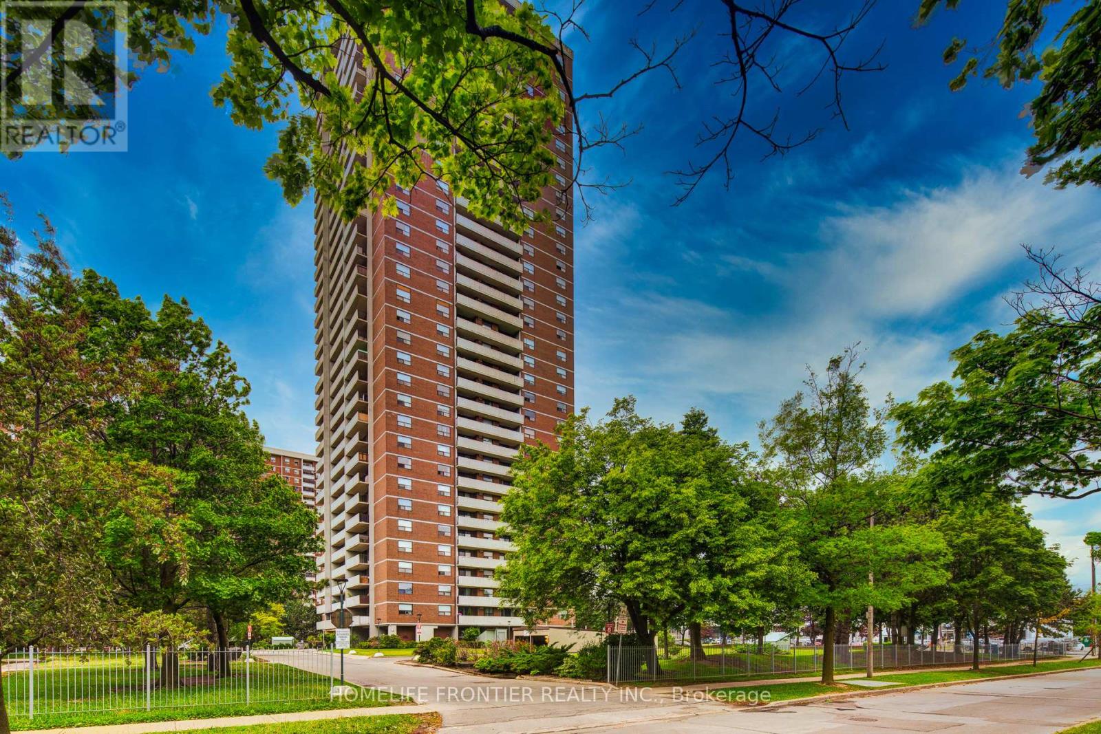 Apartment at 608 - 10 TANGREEN CRESCENT, Toronto (Newtonbrook West)