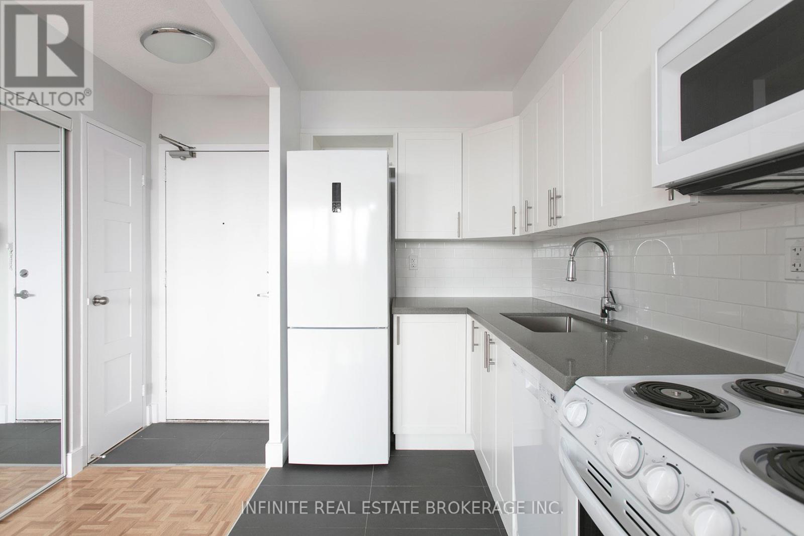 Apartment at 806 - 666 SPADINA AVENUE, Toronto (University)
