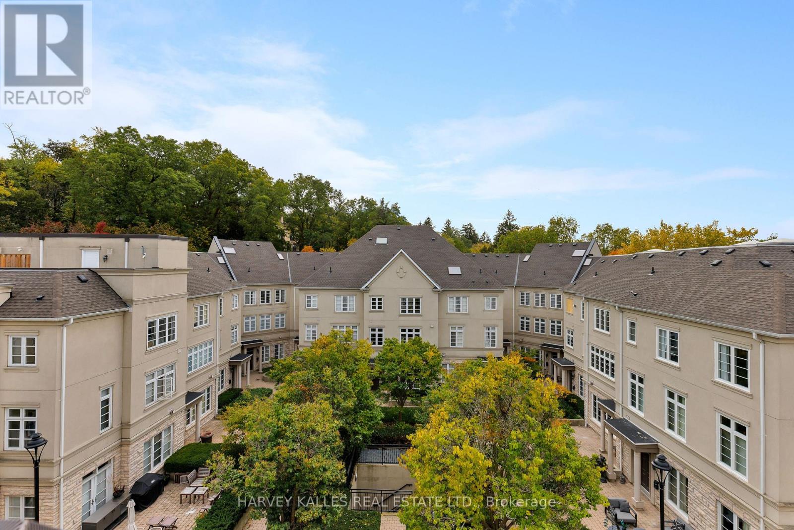 Townhouse at 304 - 51 YORK MILLS ROAD, Toronto (Bridle Path-Sunnybrook-York Mills)