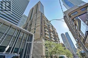 Apartment at 404 - 35 HAYDEN STREET, Toronto (Church-Yonge Corridor)