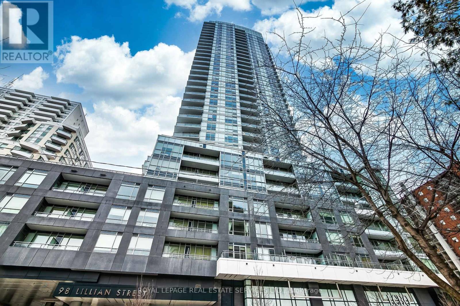 Apartment at 208 - 98 LILLIAN STREET, Toronto (Mount Pleasant West)