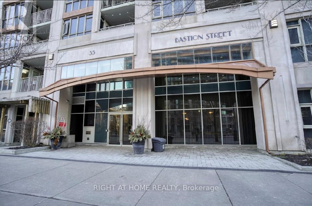Apartment at 706 - 35 BASTION STREET, Toronto (Niagara)