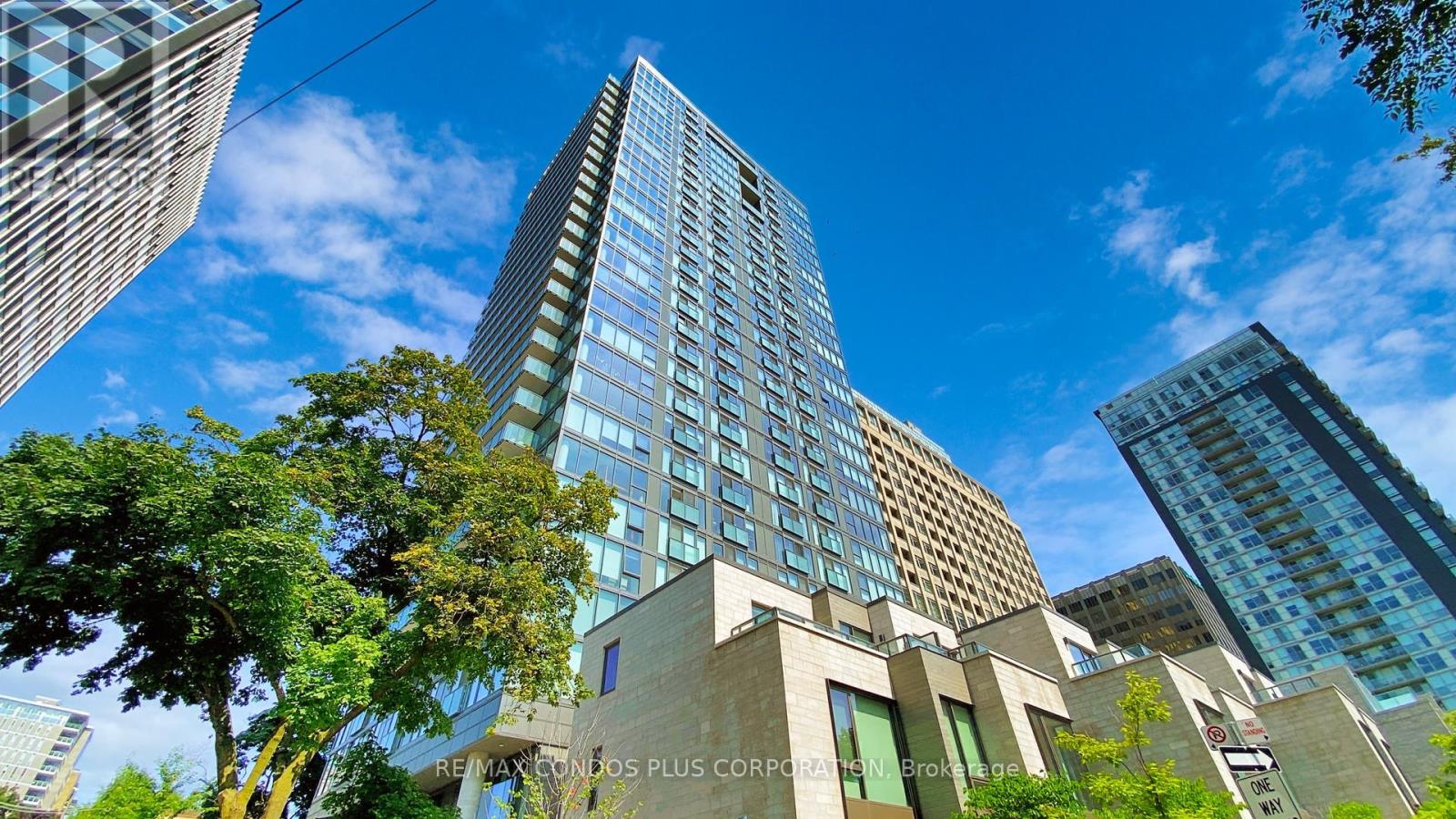 Apartment at 306 - 99 FOXBAR ROAD, Toronto (Yonge-St. Clair)