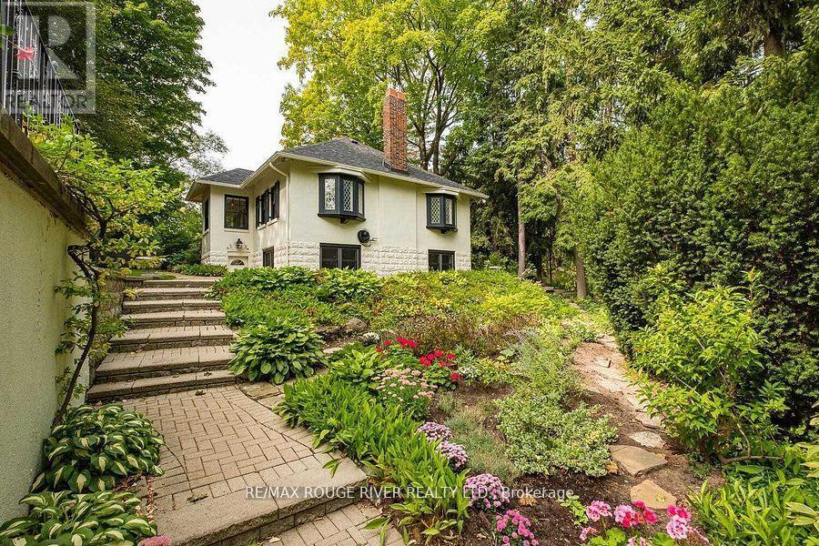Detached at 11 DONWOODS DRIVE, Toronto (Bridle Path-Sunnybrook-York Mills)