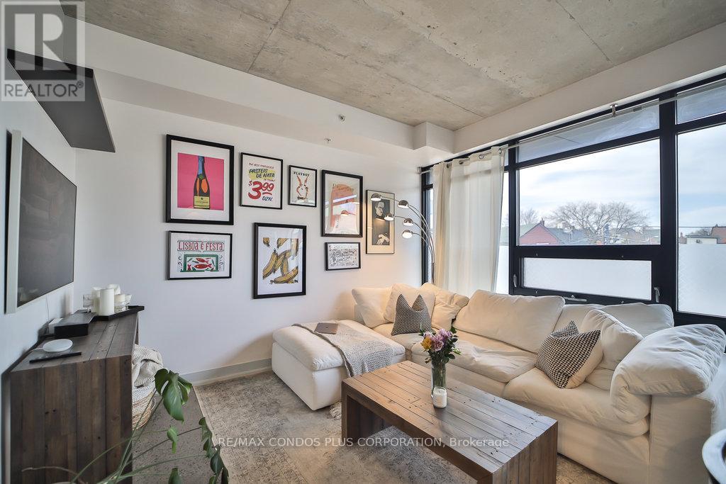 Apartment at 206 - 1239 DUNDAS STREET W, Toronto (Trinity-Bellwoods)