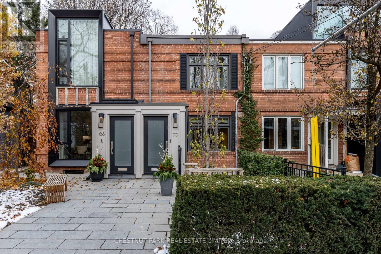 Townhouse at 70 SUMMERHILL GARDENS, Toronto (Rosedale-Moore Park)