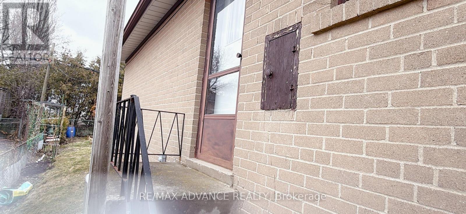 Detached at BSMT - 12 DALEENA DRIVE, Toronto (Parkwoods-Donalda)