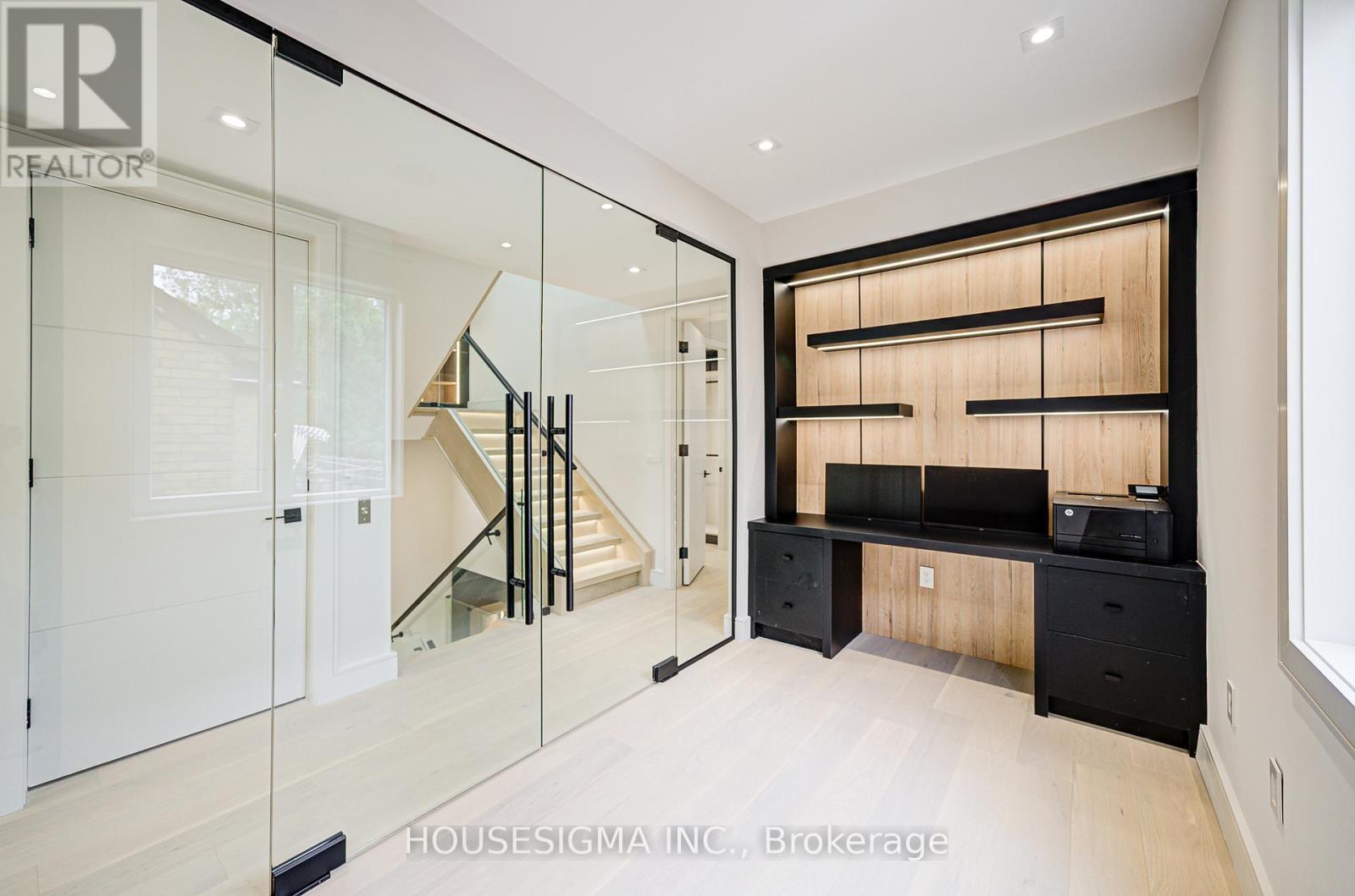 Detached at 151 DEWBOURNE AVENUE, Toronto