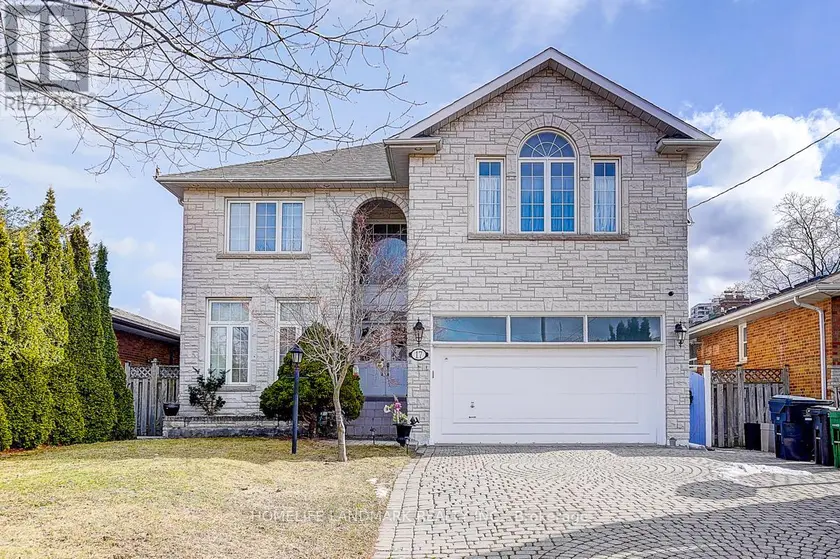 Detached at 17 AVERILL CRESCENT, Toronto