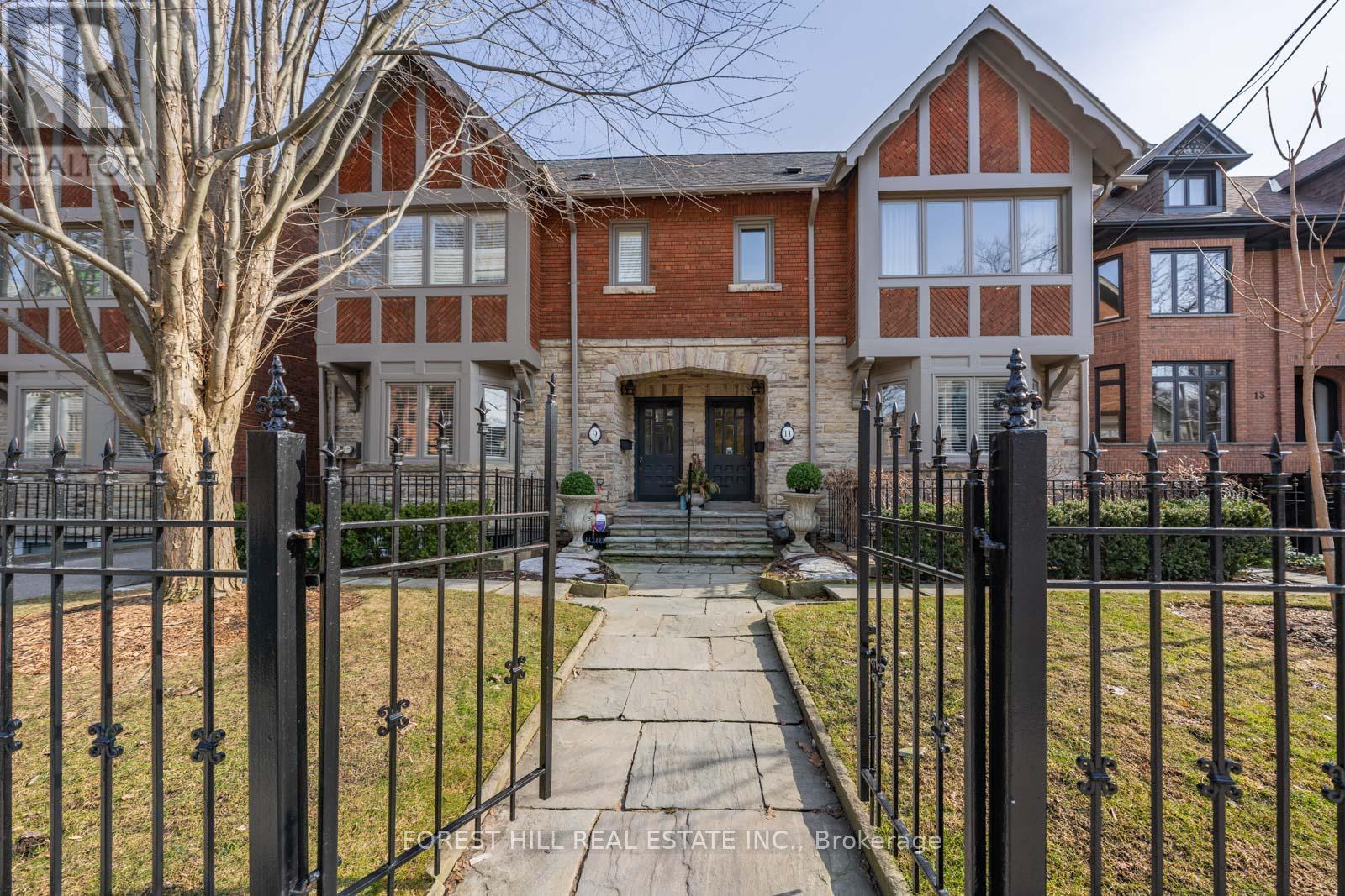 Townhouse at 2 - 11A CLARENDON AVENUE, Toronto (Casa Loma)