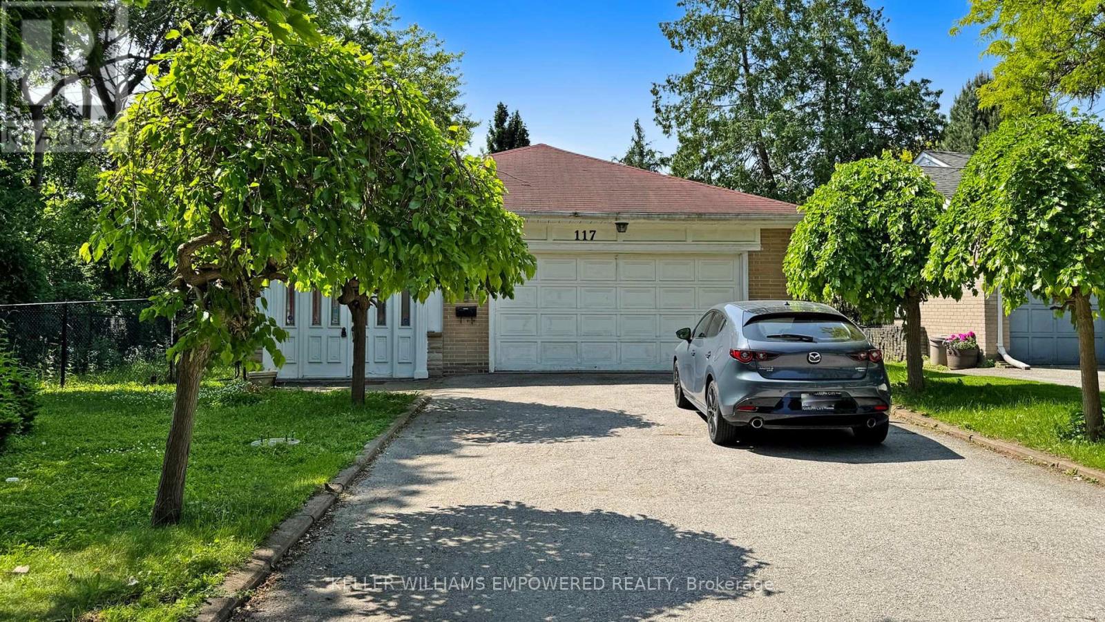 Detached at 117 ARJAY CRESCENT, Toronto