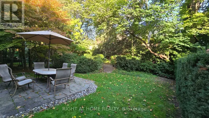 Detached at 236 YORK MILLS ROAD, Toronto (St. Andrew-Windfields)