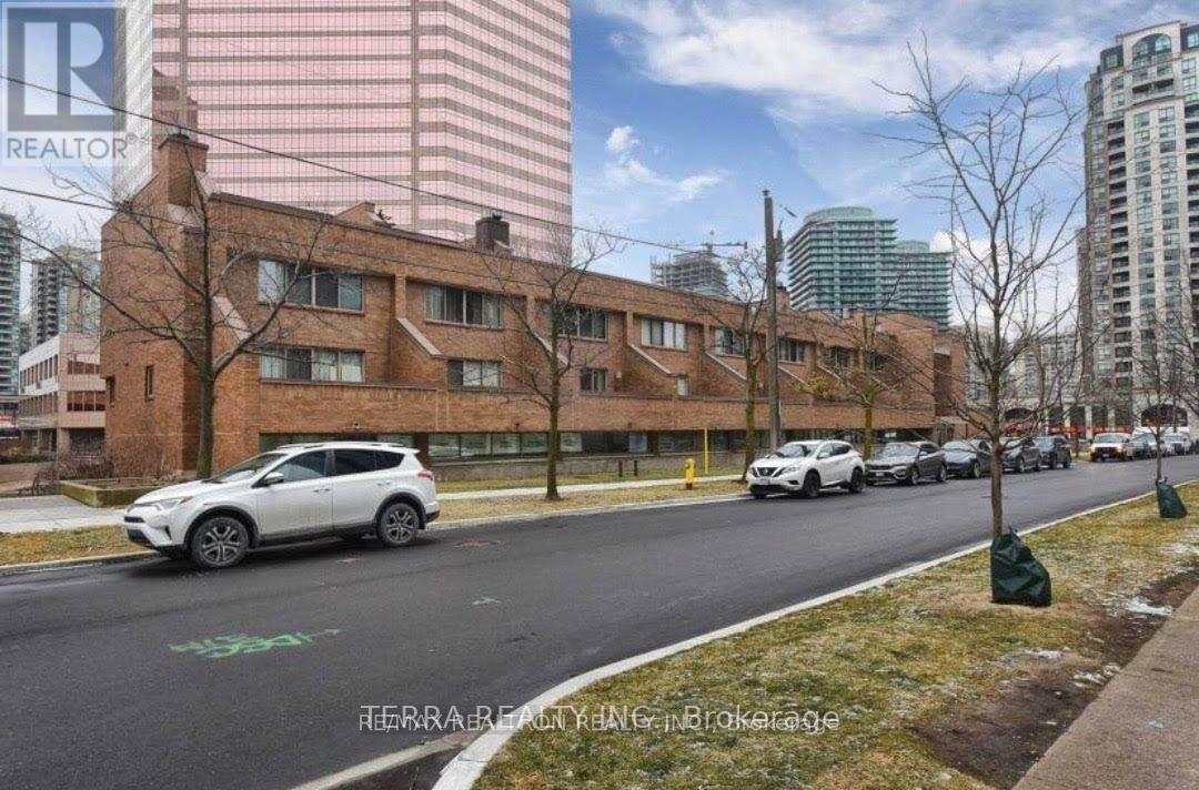 Apartment at 105 - 1 DUPLEX AVENUE, Toronto (Newtonbrook West)