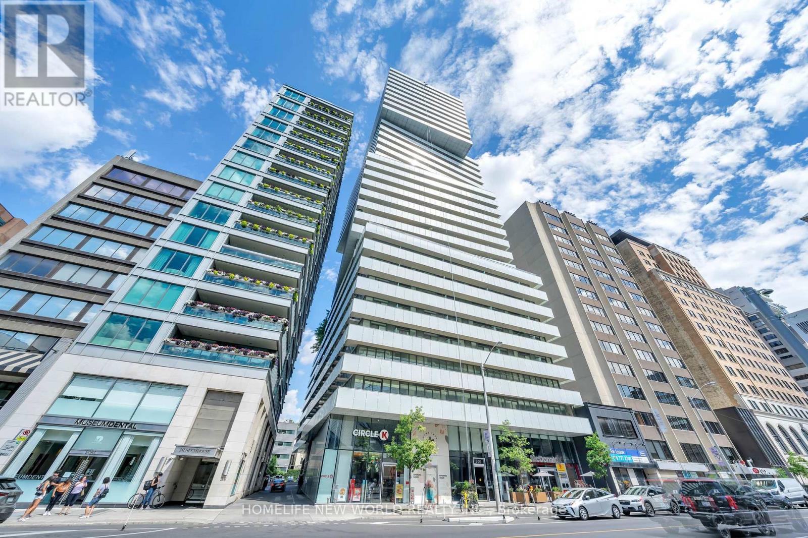 Apartment at 402 - 200 BLOOR STREET W, Toronto (Annex)