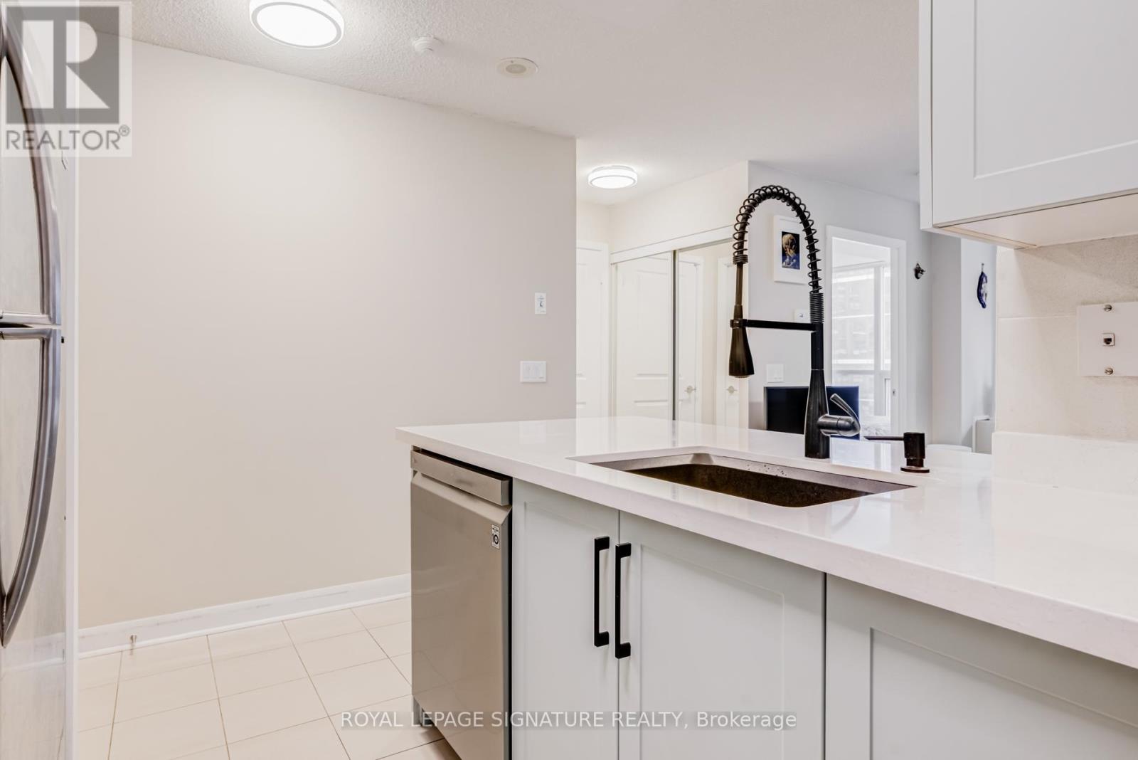 Apartment at 1011 - 4978 YONGE STREET, Toronto