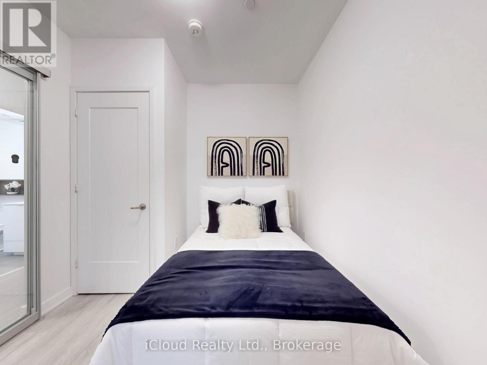 Apartment at 440 - 60 PRINCESS STREET, Toronto