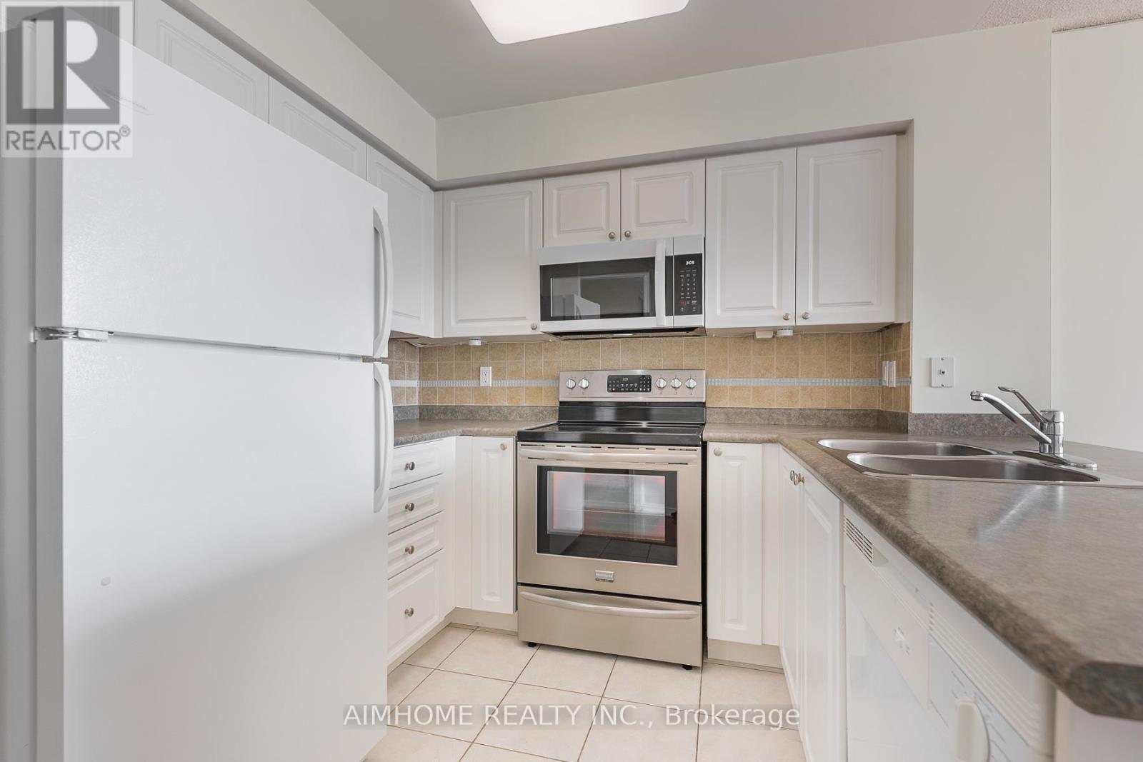 Apartment at 1106 - 30 HARRISON GARDEN BOULEVARD, Toronto
