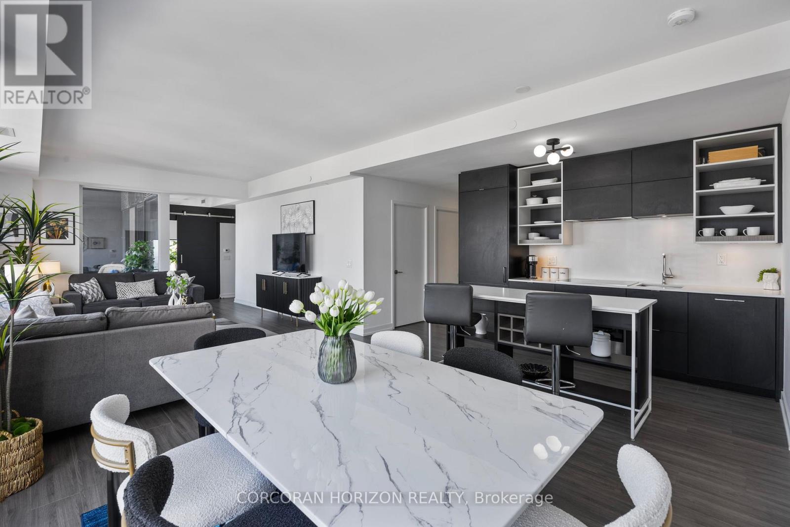 Apartment at PH1 - 20 EDWARD STREET, Toronto (Bay Street Corridor)