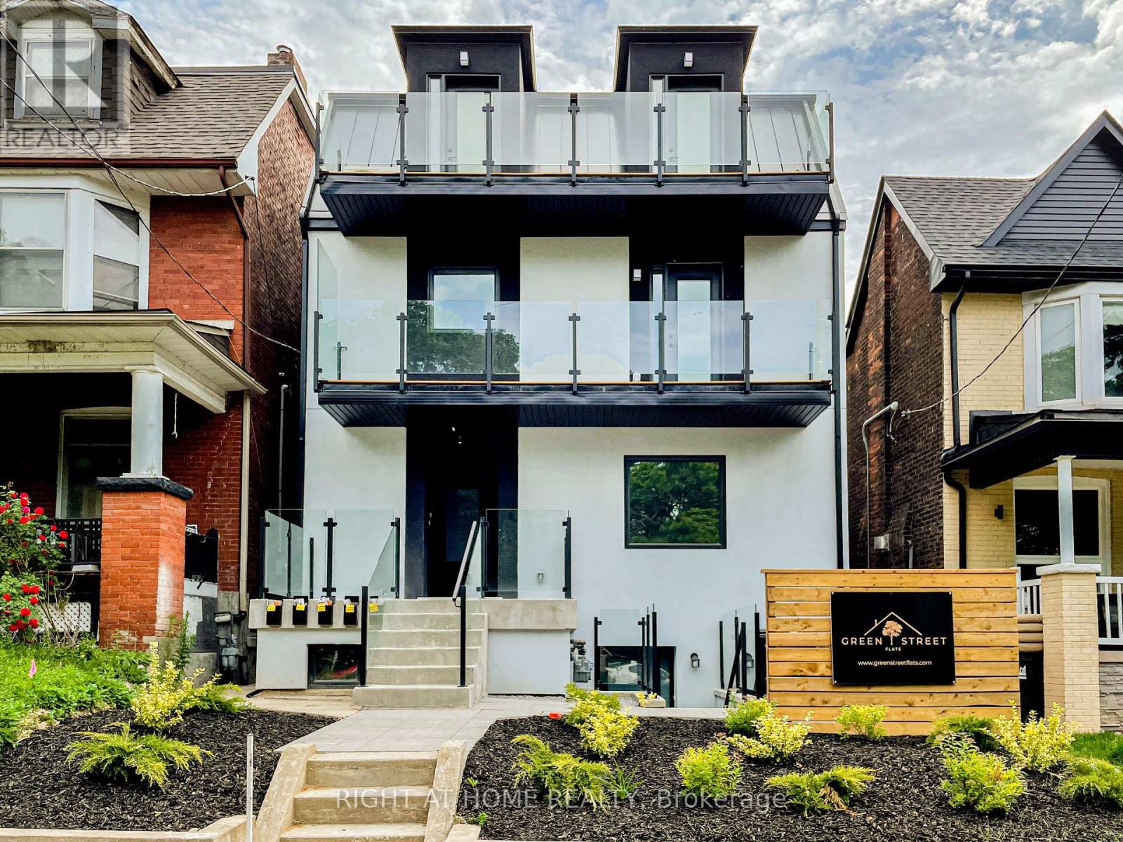 Detached at 1 - 435 GRACE STREET, Toronto (Annex)