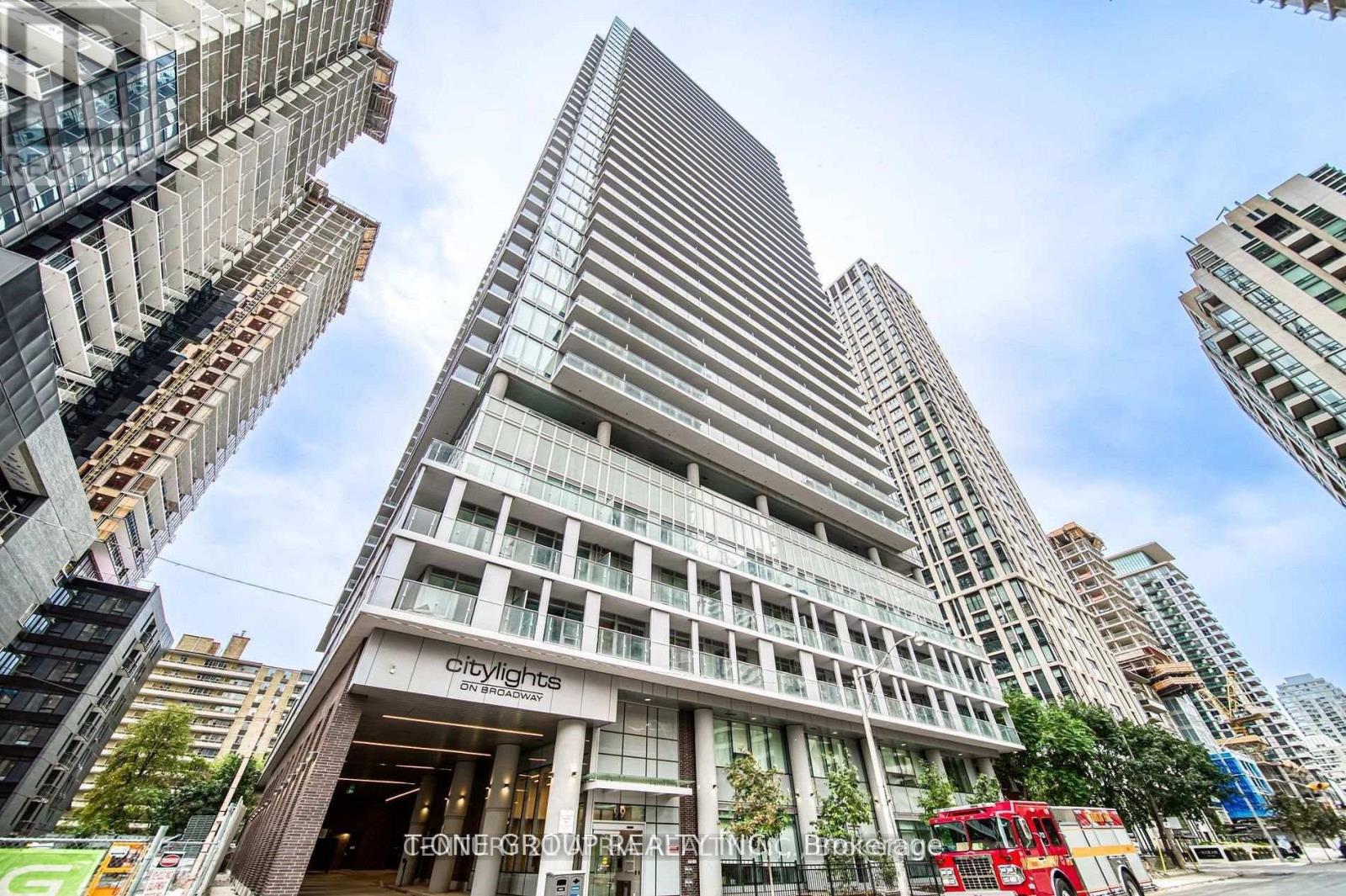 Apartment at 1708 - 99 BROADWAY AVENUE, Toronto (Mount Pleasant West)