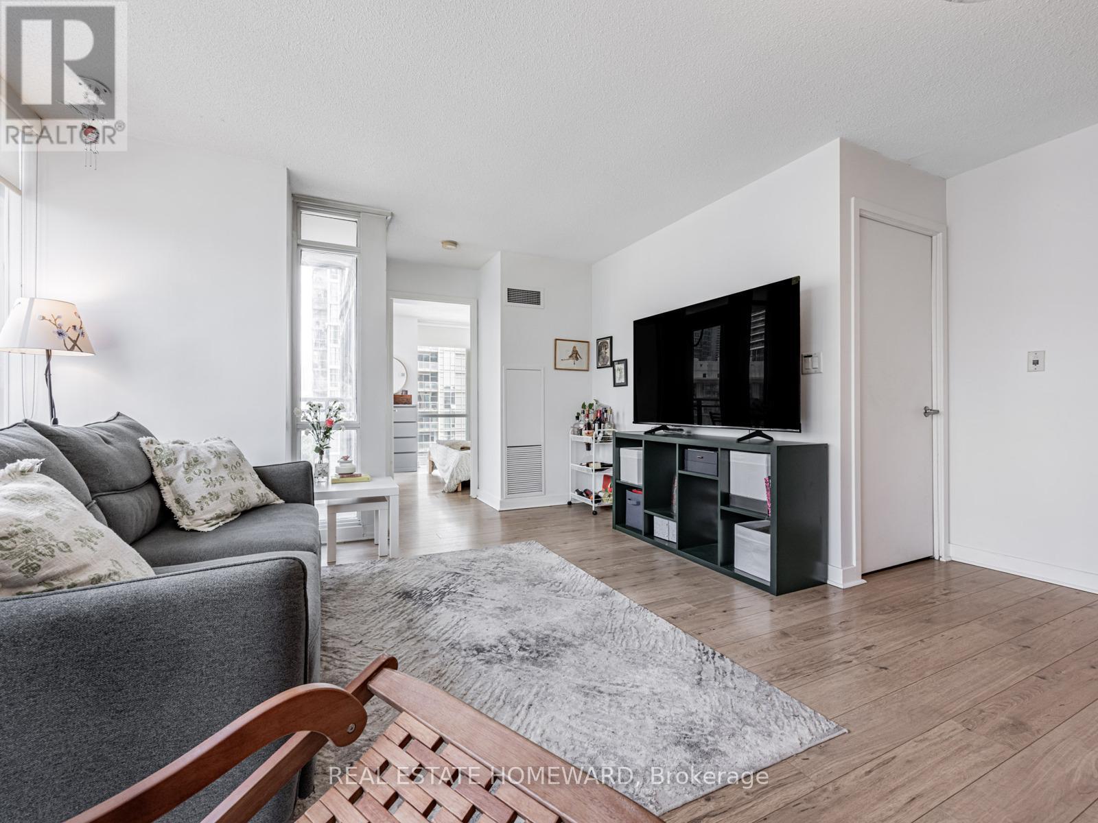 Apartment at 906 - 11 BRUNEL COURT, Toronto