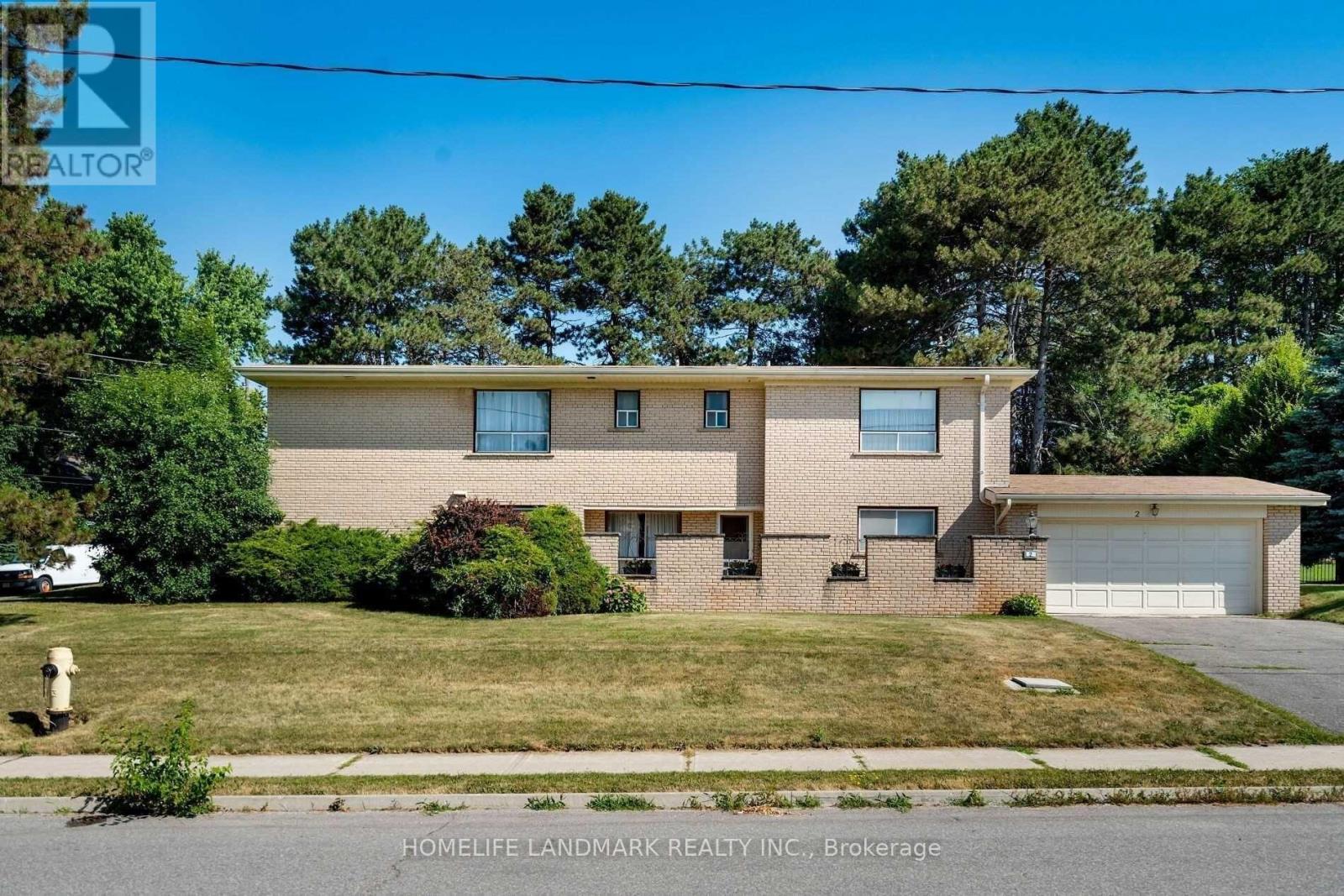 Detached at 2 ROYAL OAK DRIVE, Toronto (Bridle Path-Sunnybrook-York Mills)