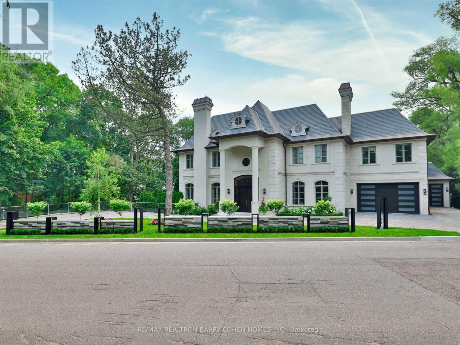 Detached at 382 OLD YONGE STREET, Toronto (St. Andrew-Windfields)