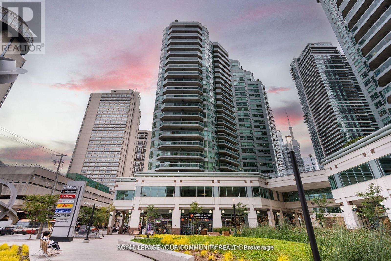 Apartment at 2402 - 10 QUEENS QUAY W, Toronto (Waterfront Communities)