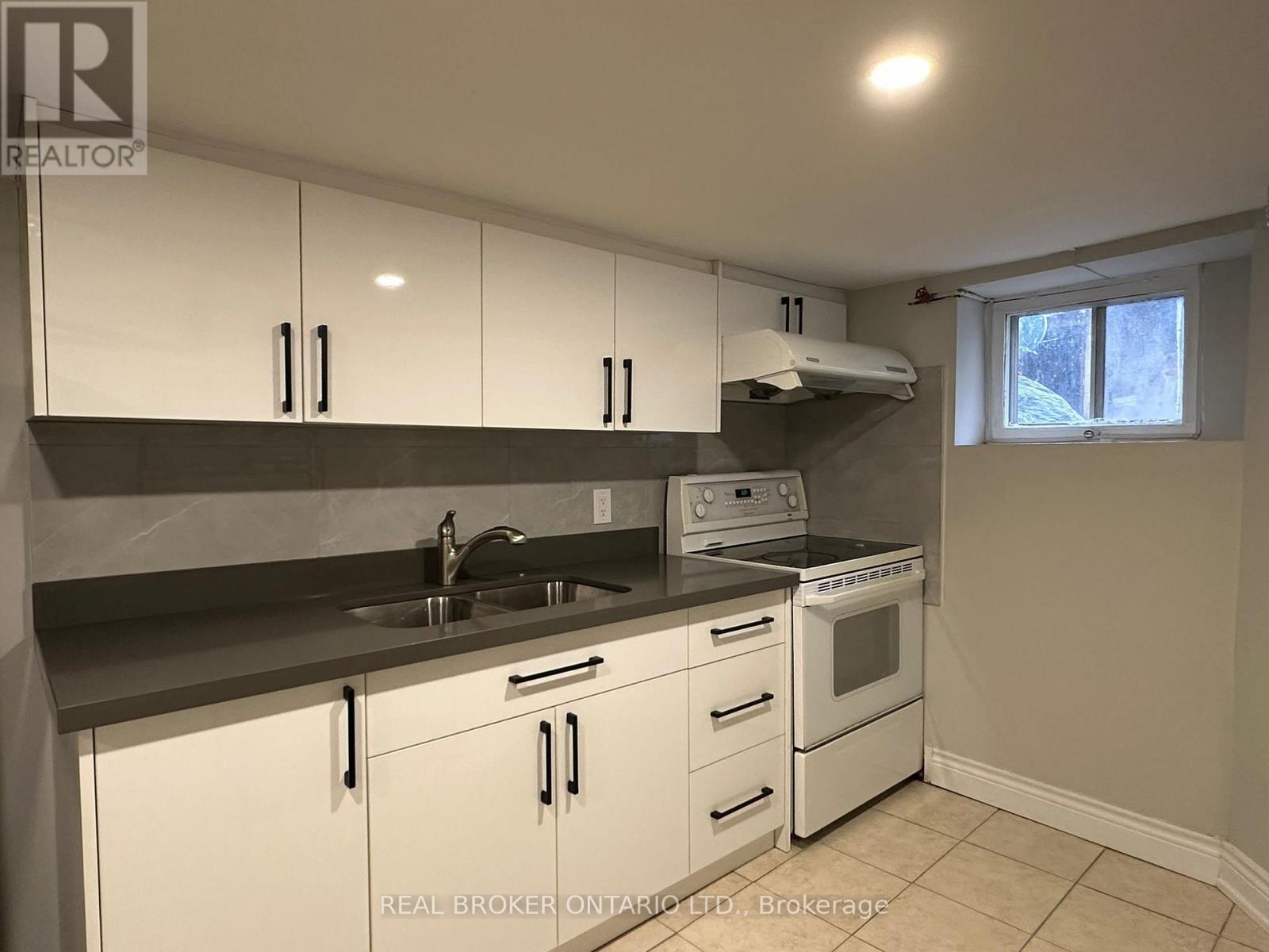 Townhouse at BSMT - 129 WOLSELEY STREET, Toronto (Trinity-Bellwoods)