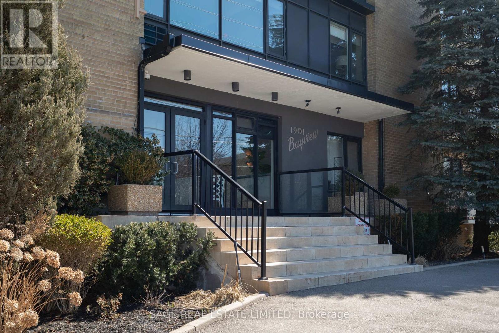 Apartment at 205 - 1901 BAYVIEW AVENUE E, Toronto (Leaside)