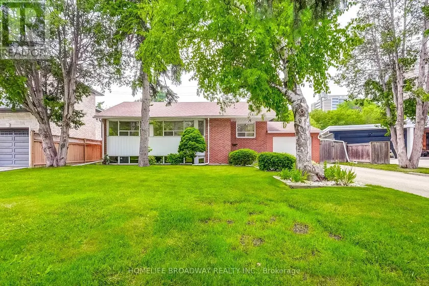 Detached at 45 HURLINGHAM CRESCENT, Toronto