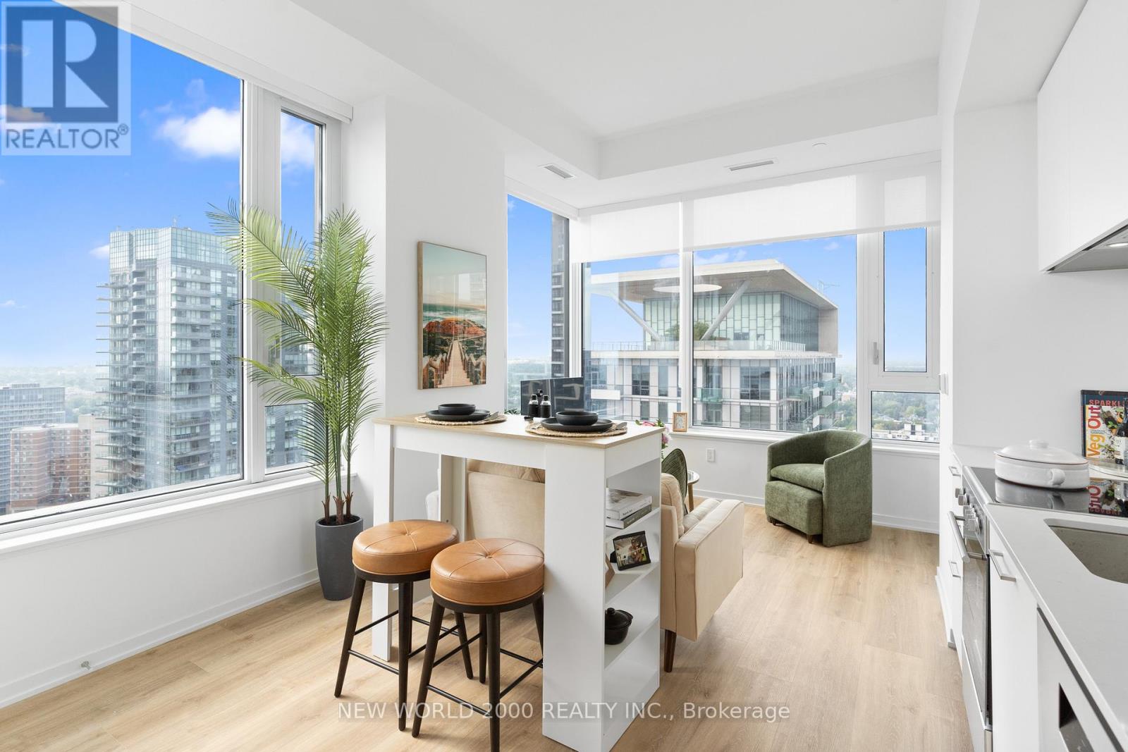 Apartment at 3412 - 101 ROEHAMPTON AVENUE, Toronto (Mount Pleasant West)