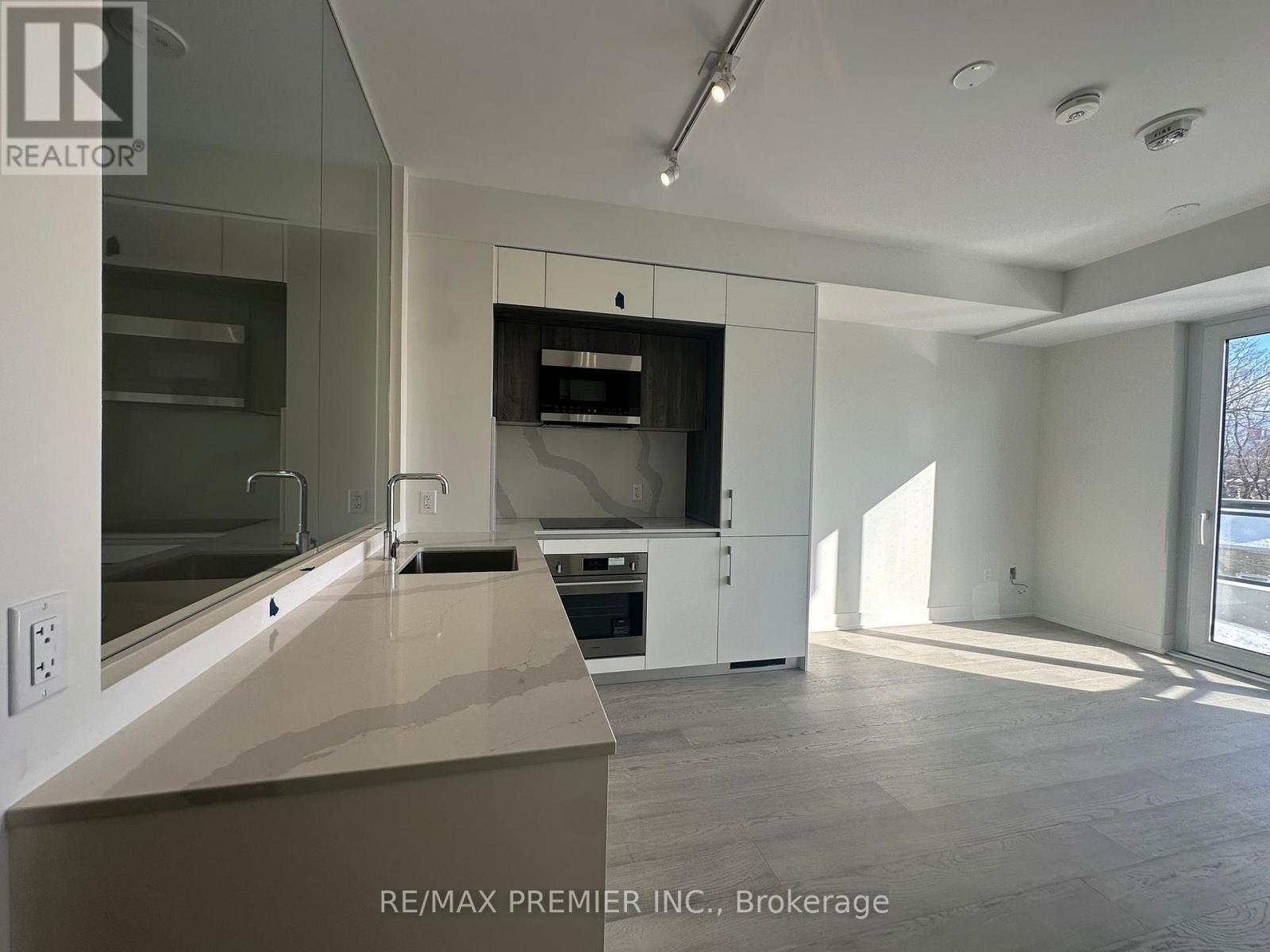 Apartment at 304 - 322 DUPONT STREET, Toronto