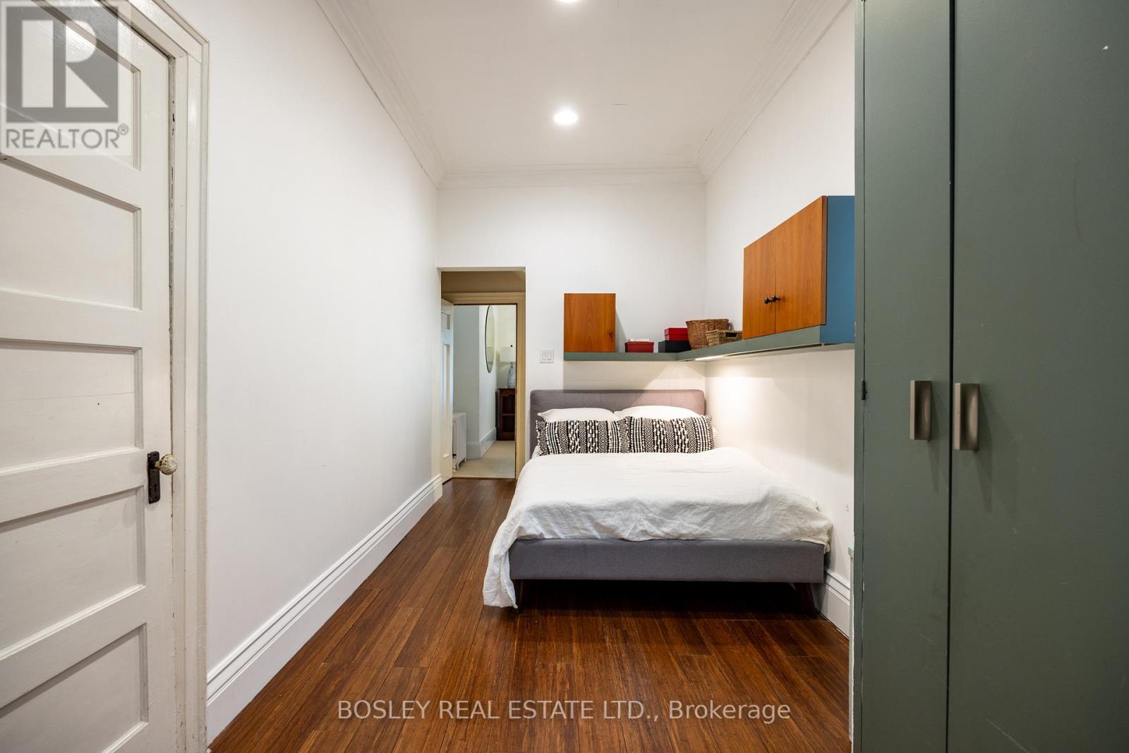 Detached at 135 MADISON AVENUE, Toronto